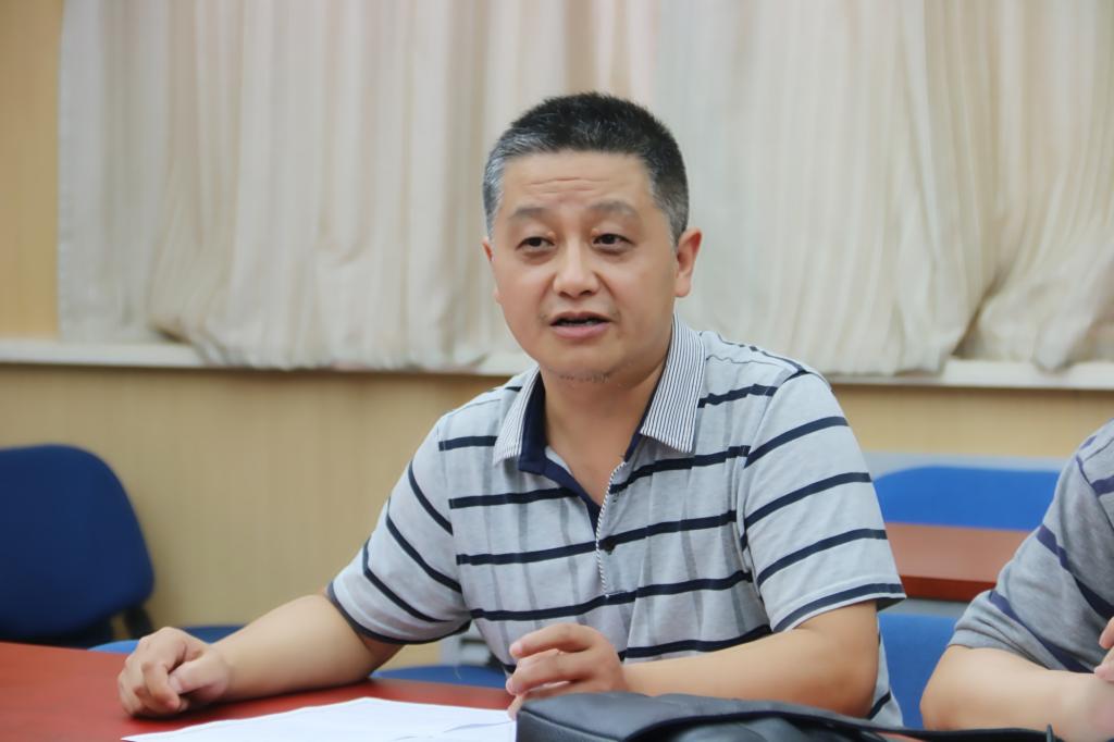 刘向春教授介绍材料学主要研究内容